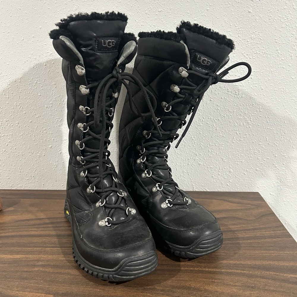 UGG Kintla Lace Up Quilted Leather Waterproof Boots Sheepskin Womens 9 Knee High